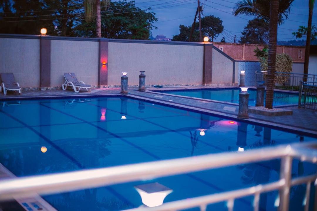 Pool View 4